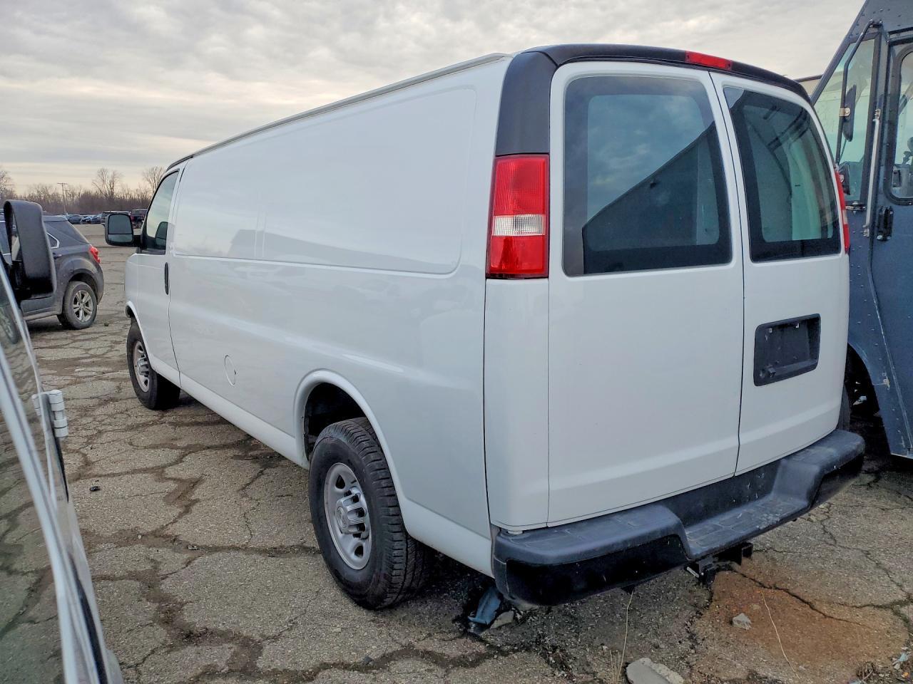2018 Chevrolet Express G2500 Utility / Service Van - Image 2