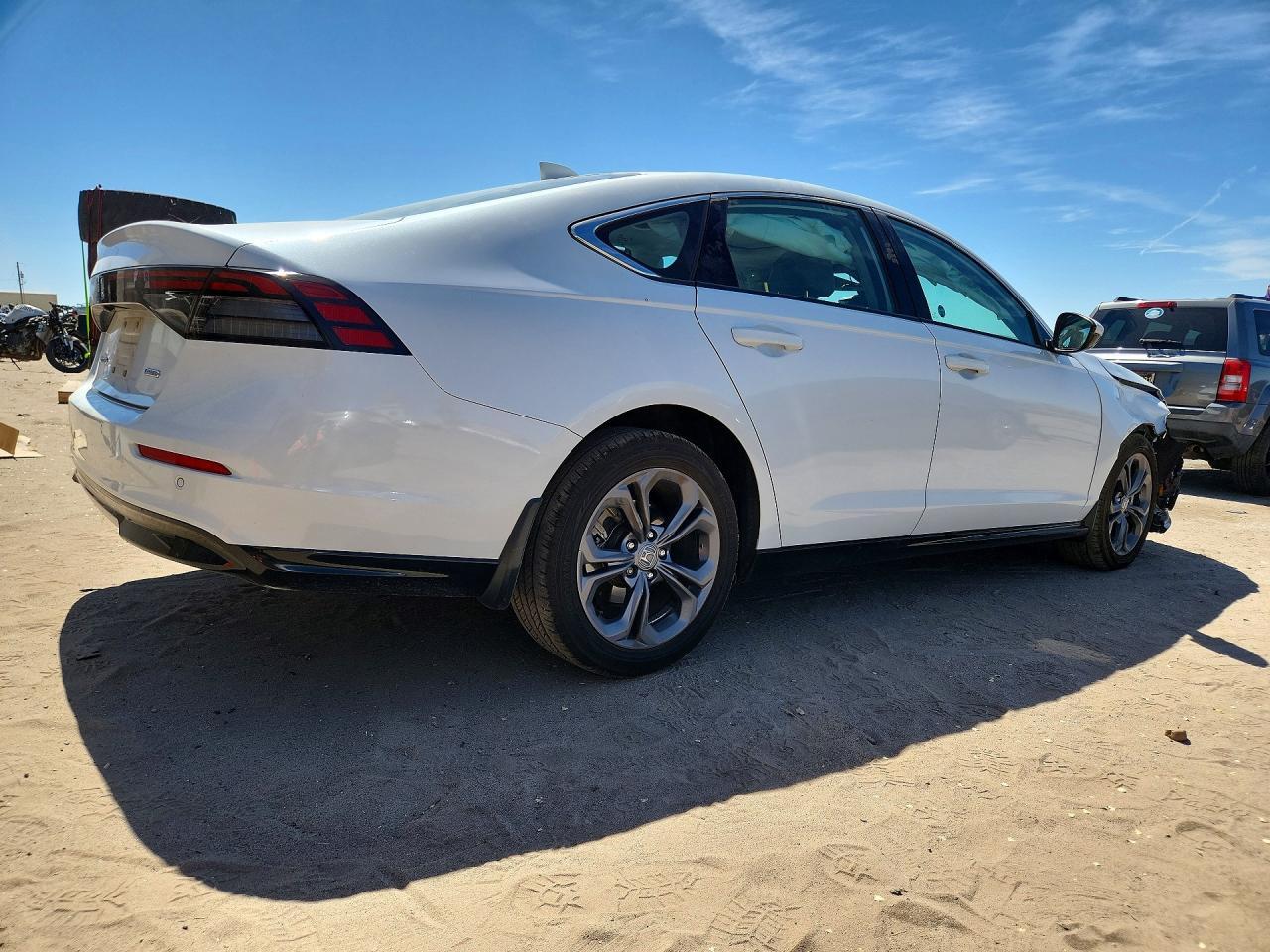 2023 Honda Accord Hybrid Exl - Image 3
