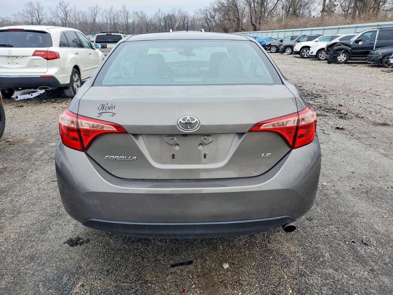 2017 Toyota Corolla Le - Фото 6