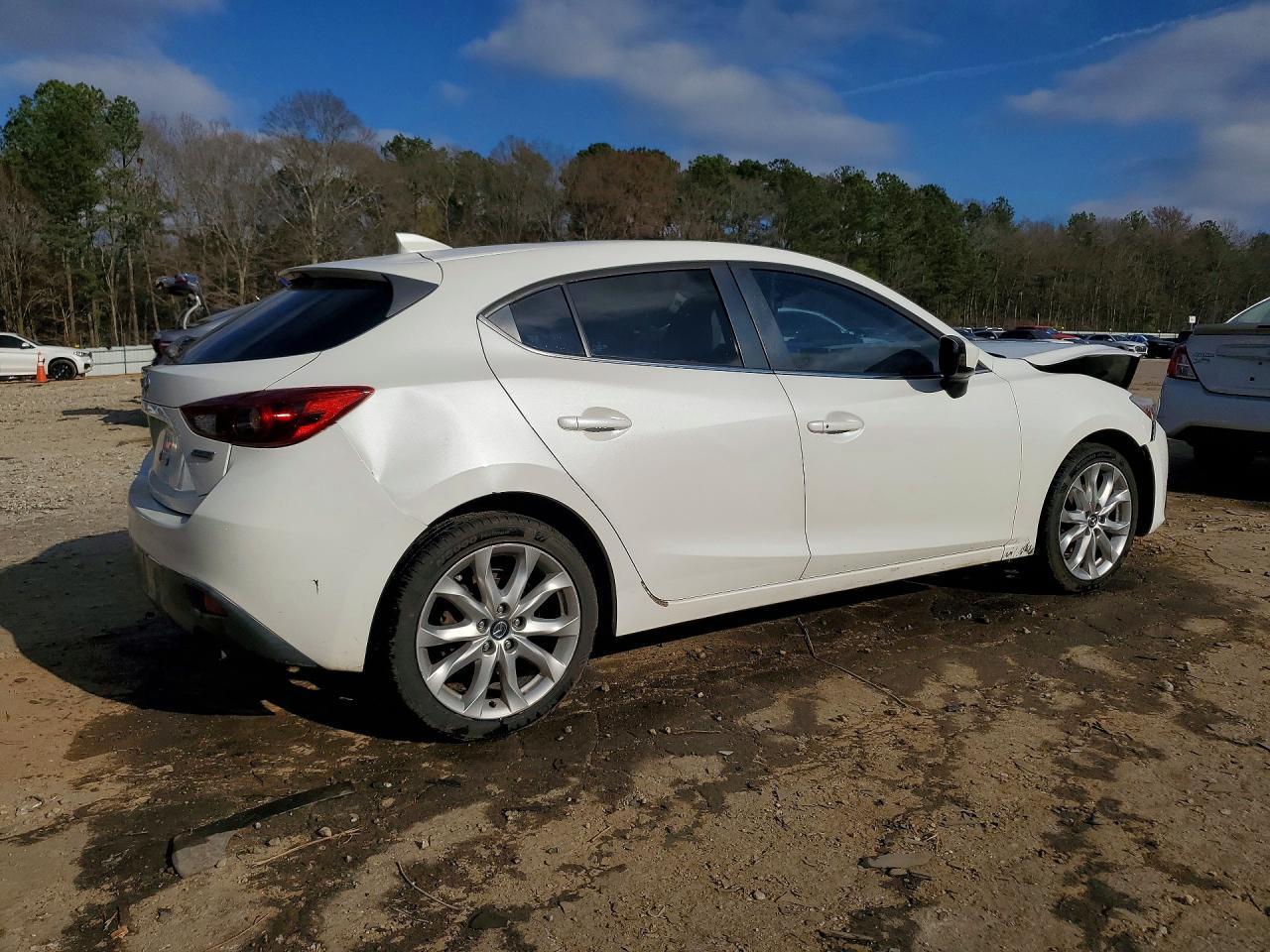 2016 Mazda 3 Grand Touring - Фото 3