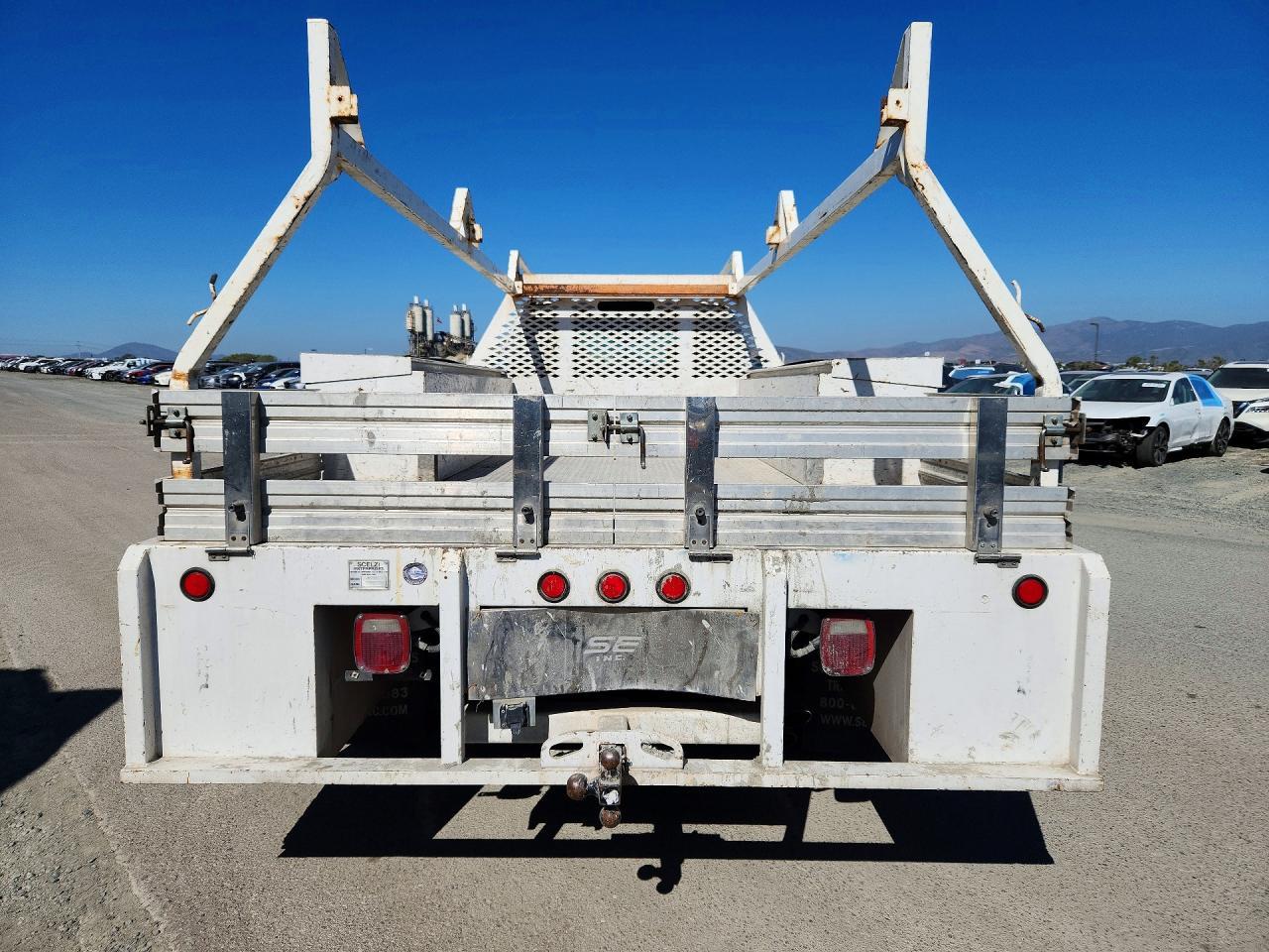 2019 Ford F450 Super Duty Flatbed Truck - Фото 6