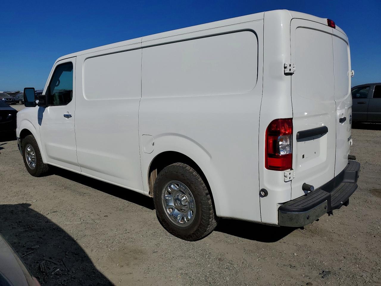 2019 Nissan Nv 3500 Utility / Service Van - Image 2