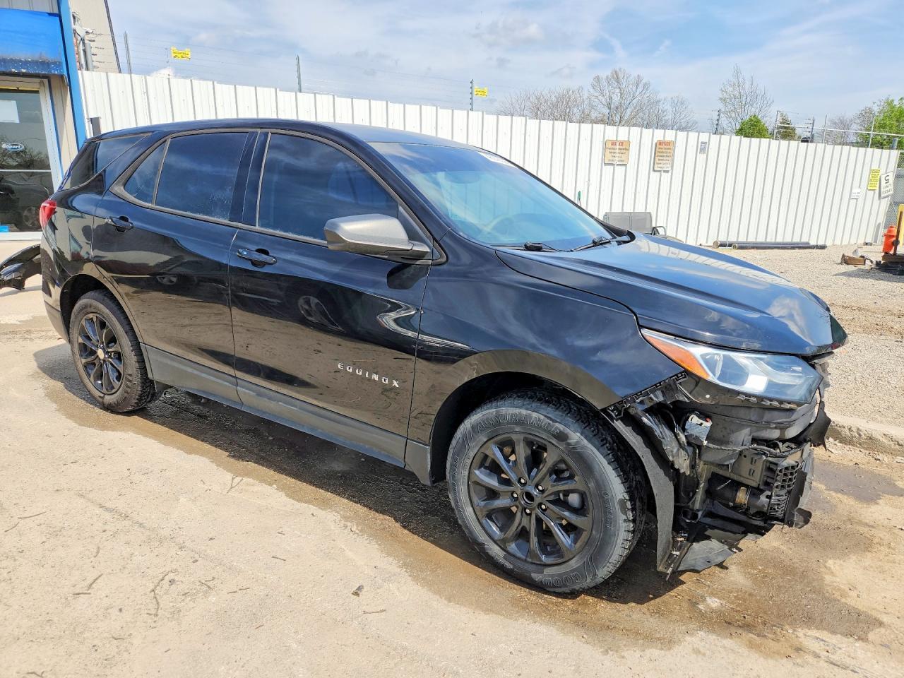 2019 Chevrolet Equinox Ls - Фото 4