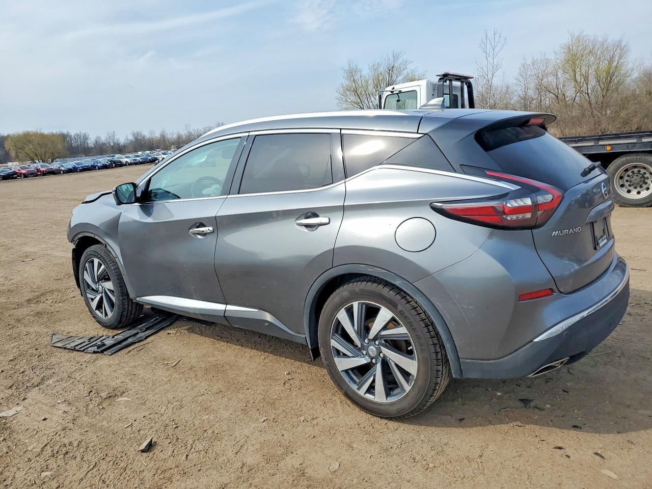 2019 Nissan Murano Sl - Image 2