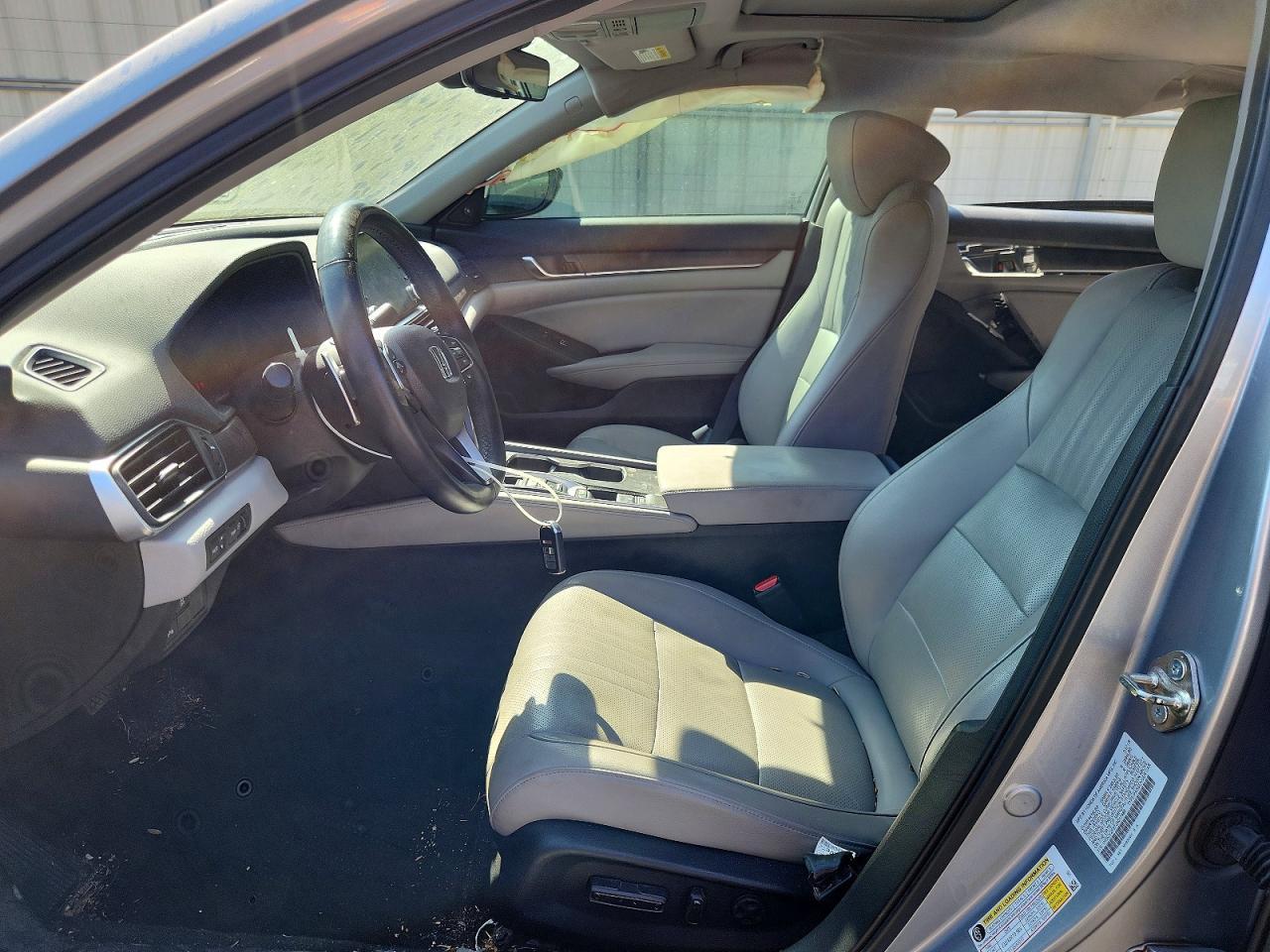 2018 Honda Accord Touring - Image 7