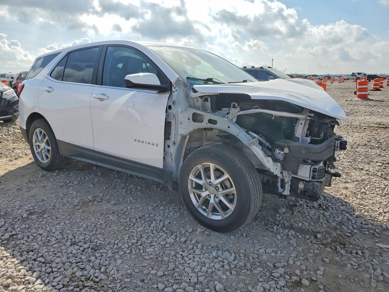 2022 Chevrolet Equinox Lt - Фото 4