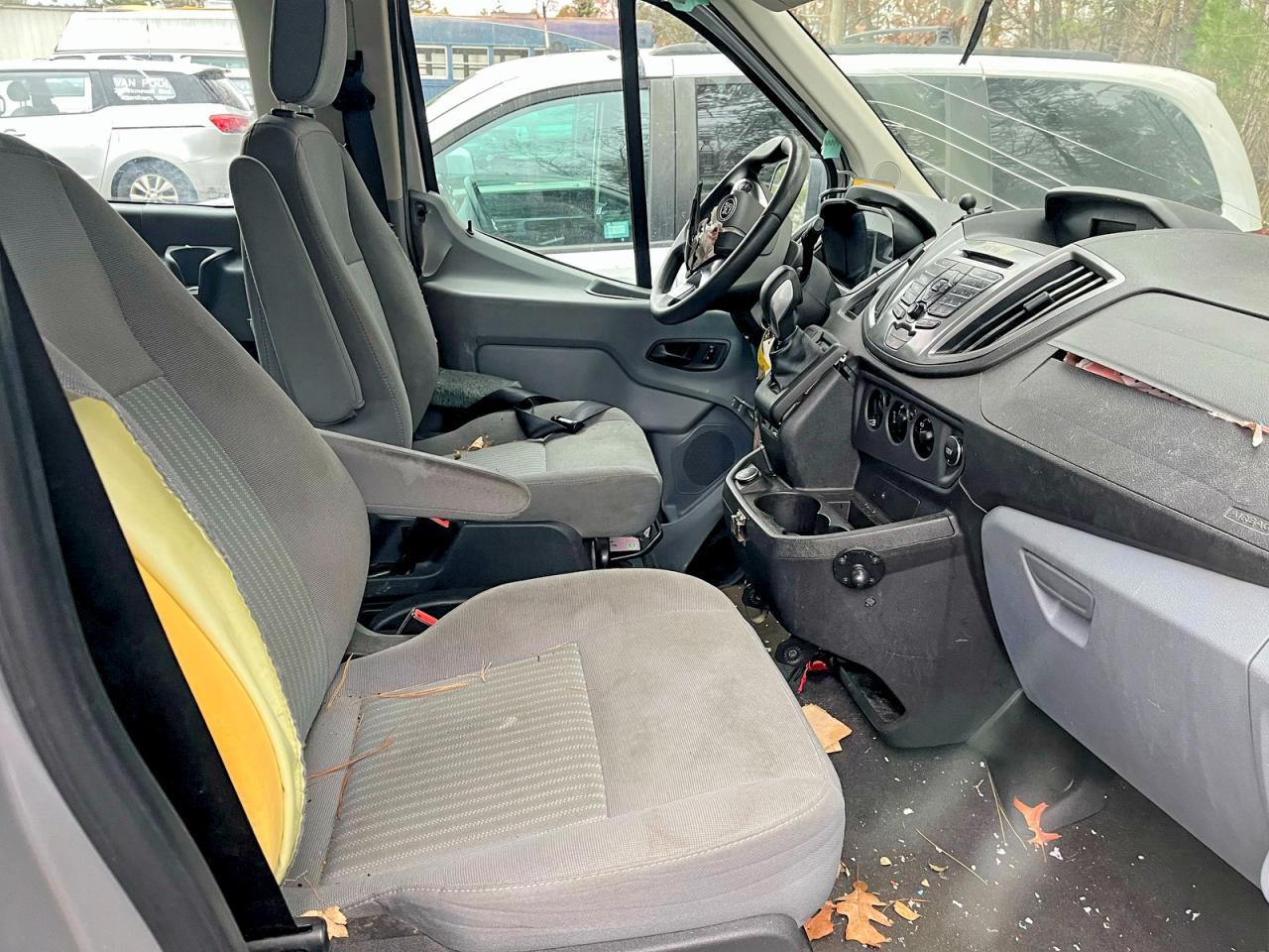 2017 Ford Transit T-150 - Фото 5