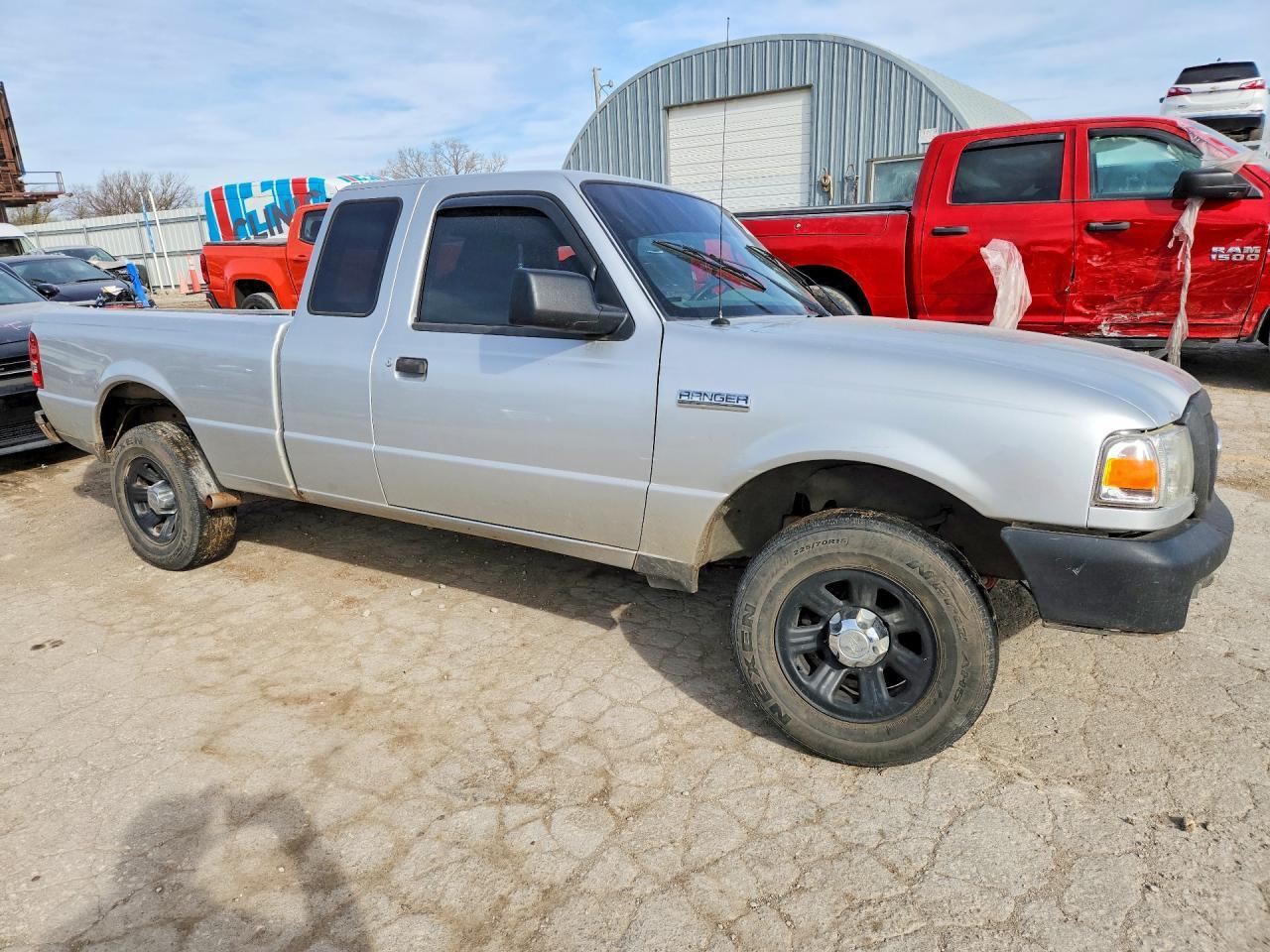2009 Ford Ranger Super Cab - Image 4