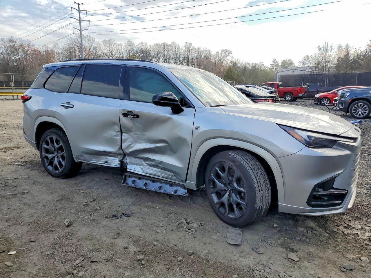 2025 Lexus Tx 500H F Sport Performance Premium - Фото 4