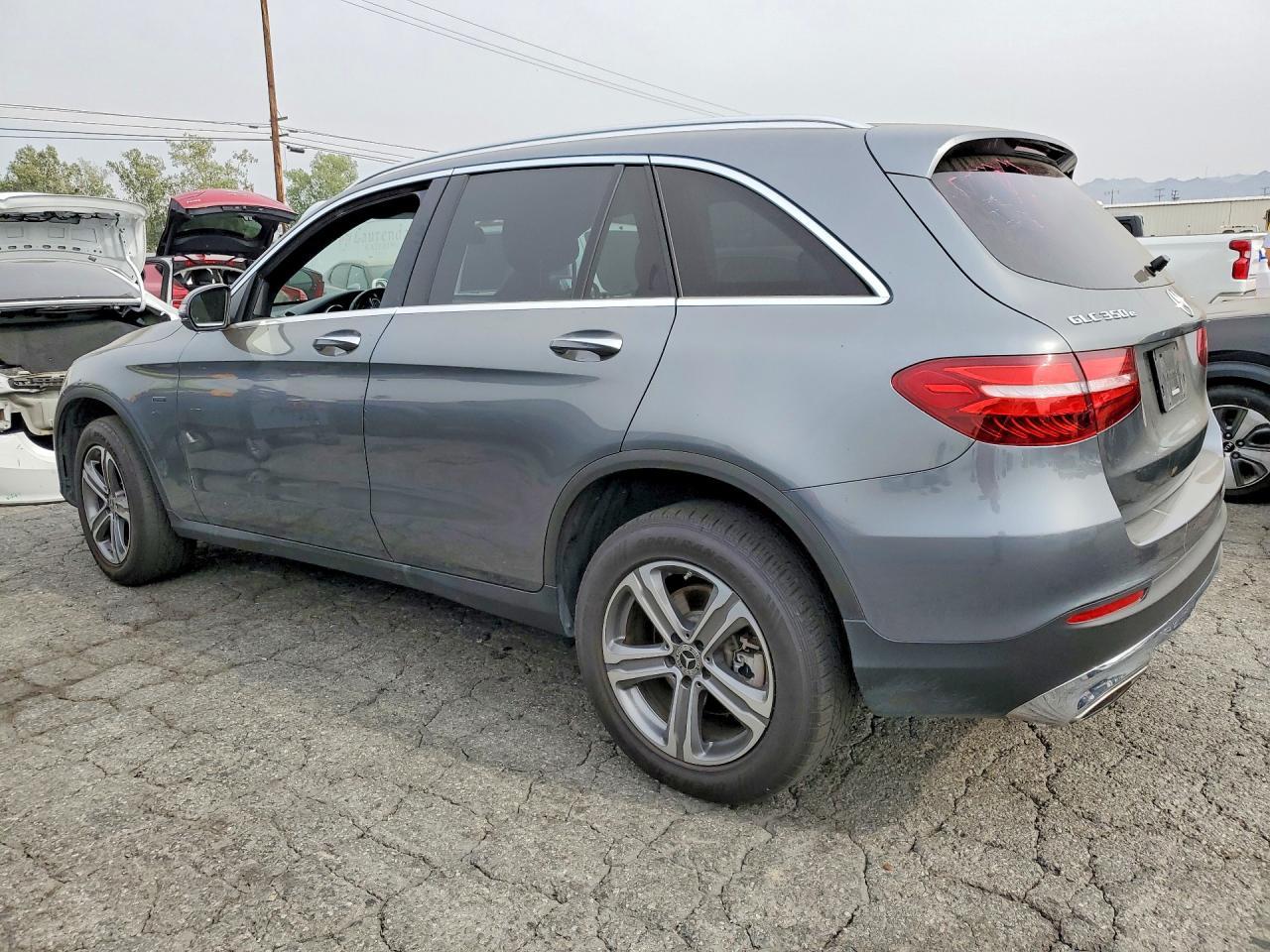 2019 Mercedes-Benz Glc 350E - Фото 2