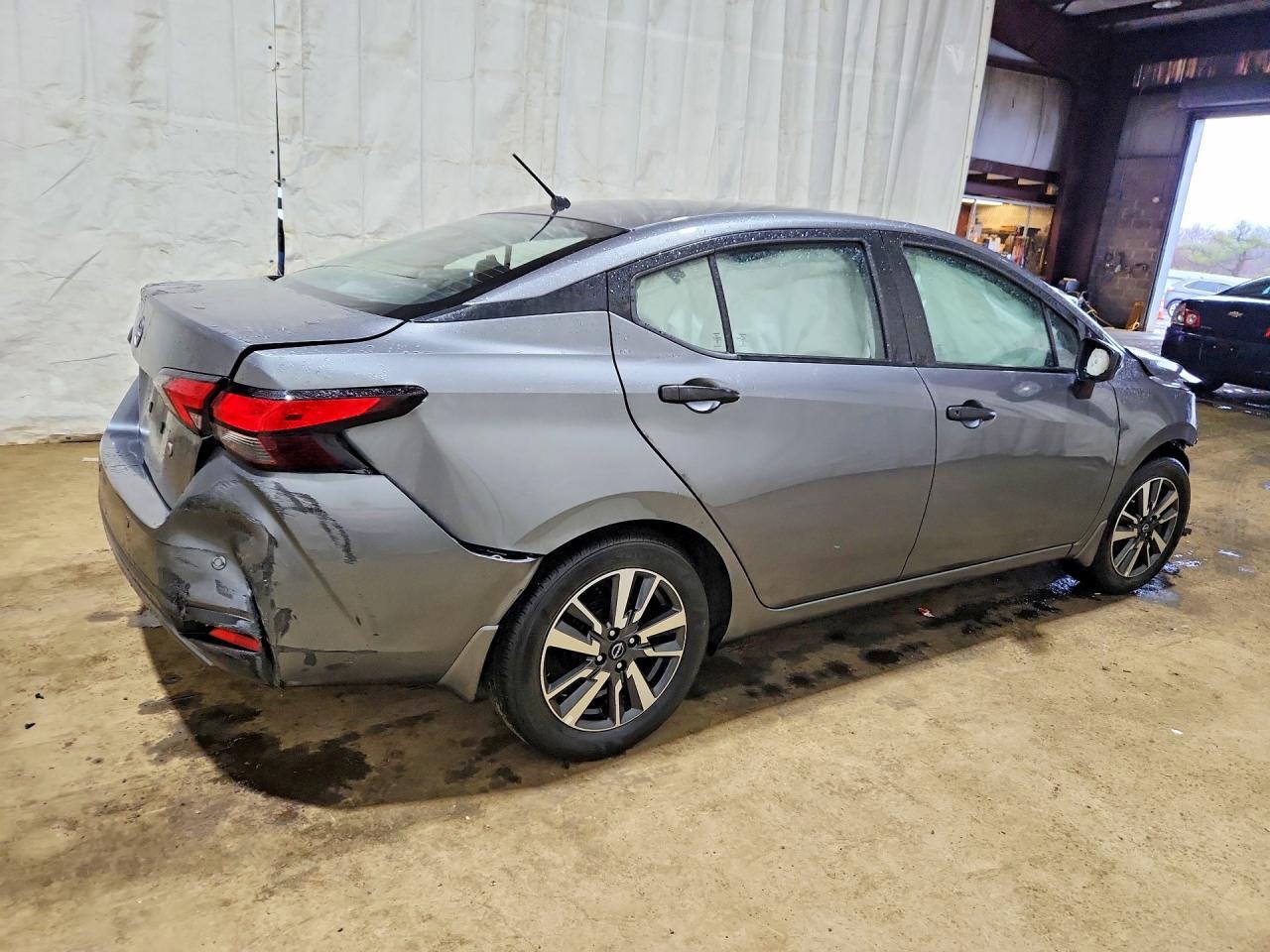 2024 Nissan Versa S - Фото 3
