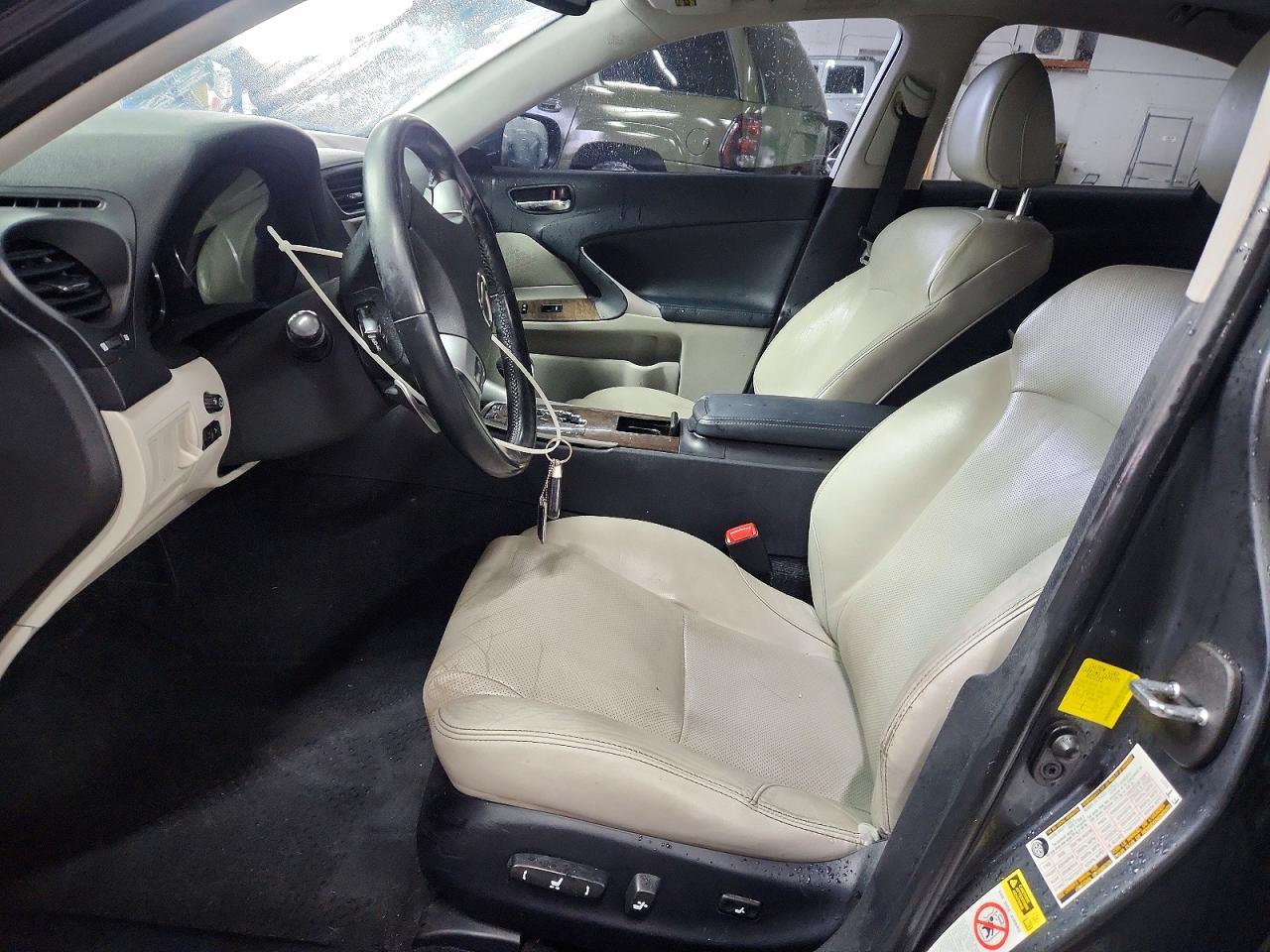 2011 Lexus Is 250 Base - Фото 7
