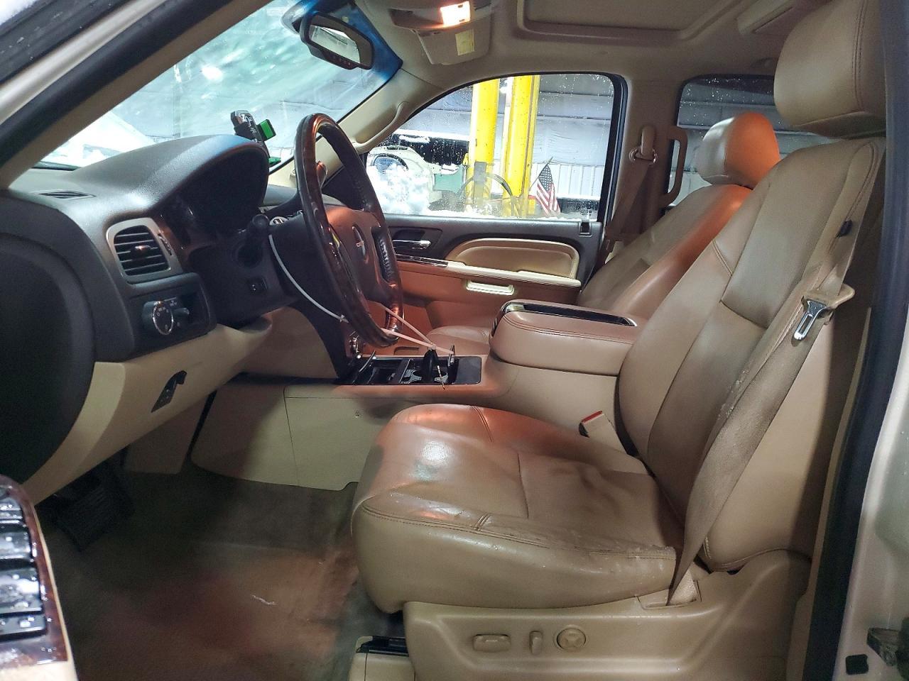 2011 GMC Yukon Denali - Фото 7