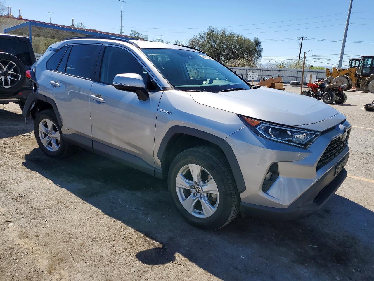 2021 Toyota Rav4 Hybrid Xle - Image 4