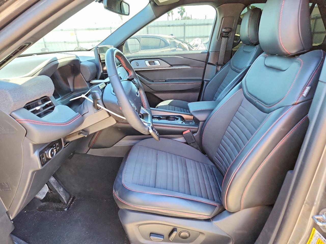 2025 Ford Explorer St-Line - Фото 7