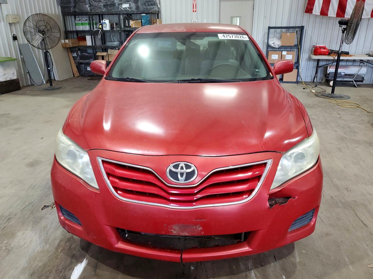 2011 Toyota Camry Le - Фото 5