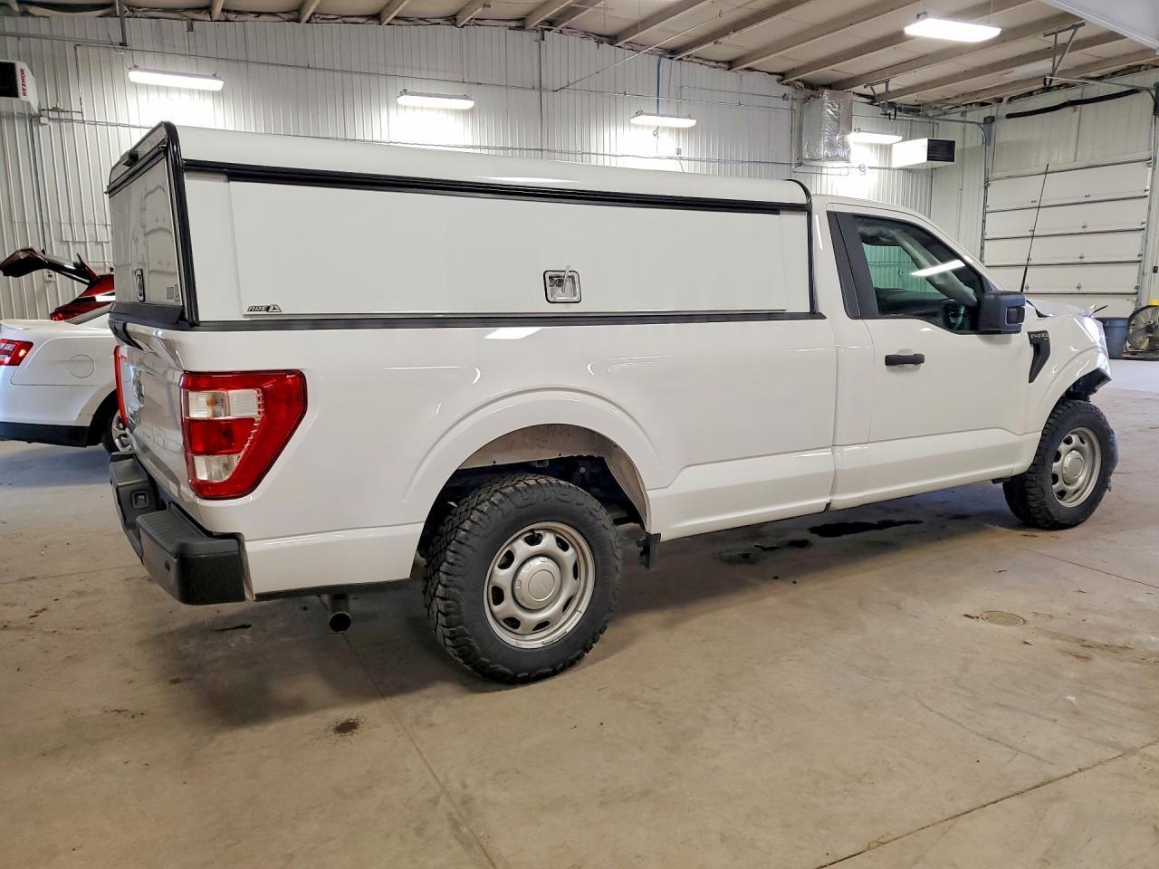 2023 Ford F150 - Фото 3