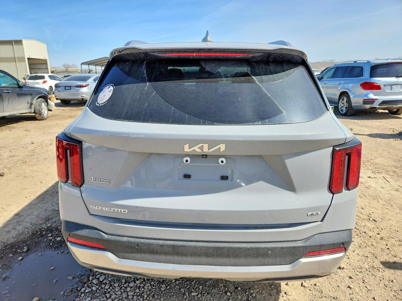 2025 Kia Sorento S - Image 6