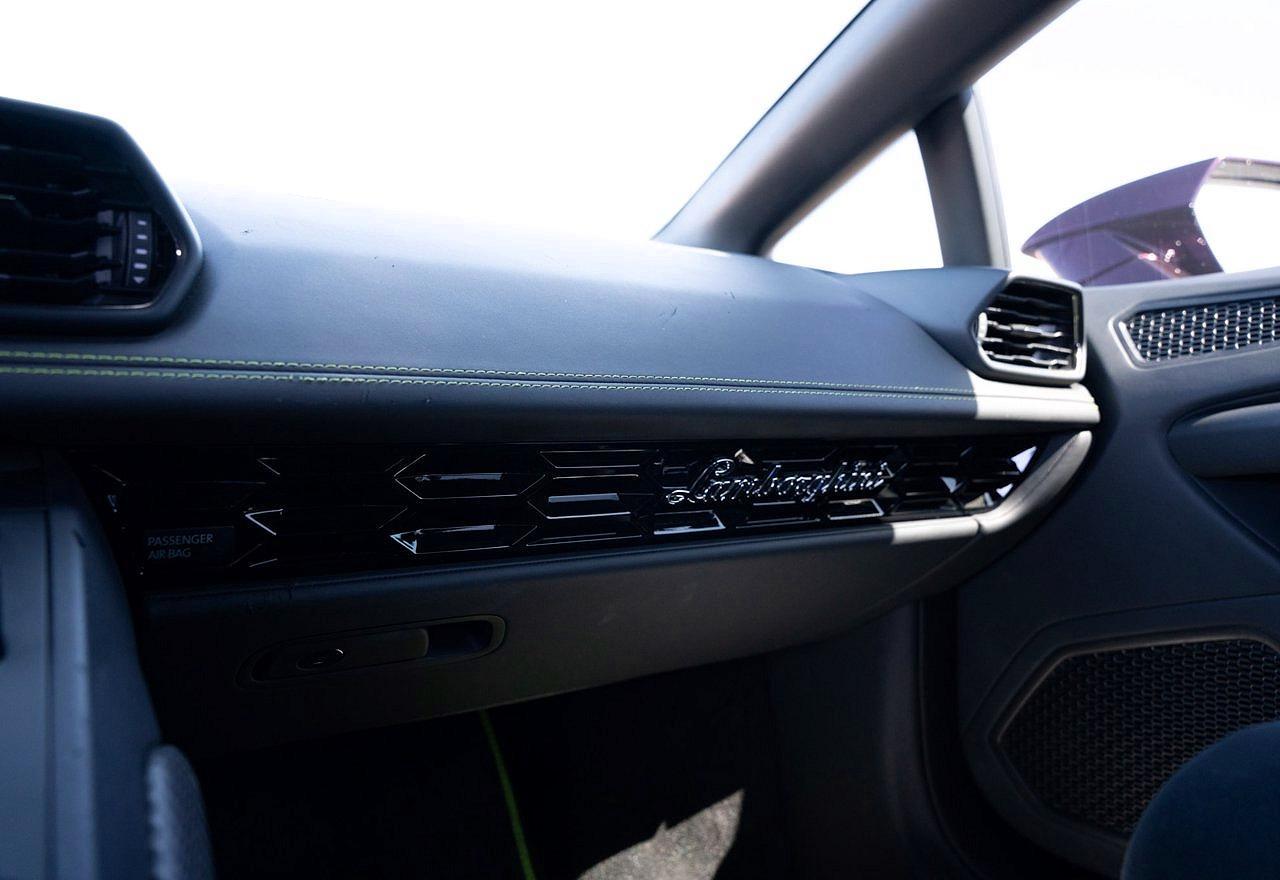 2020 Lamborghini Huracan Evo - Image 5