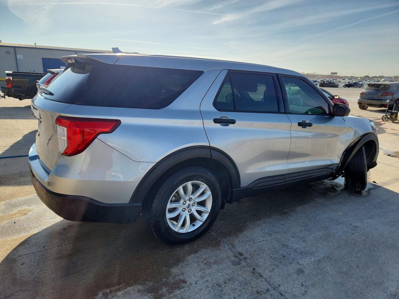 2020 Ford Explorer - Фото 3