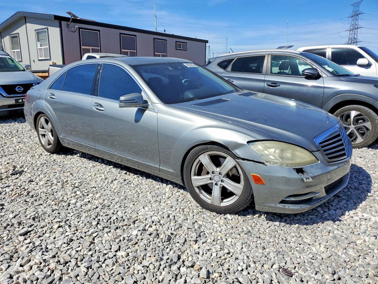 2010 Mercedes-Benz S 550 - Image 4