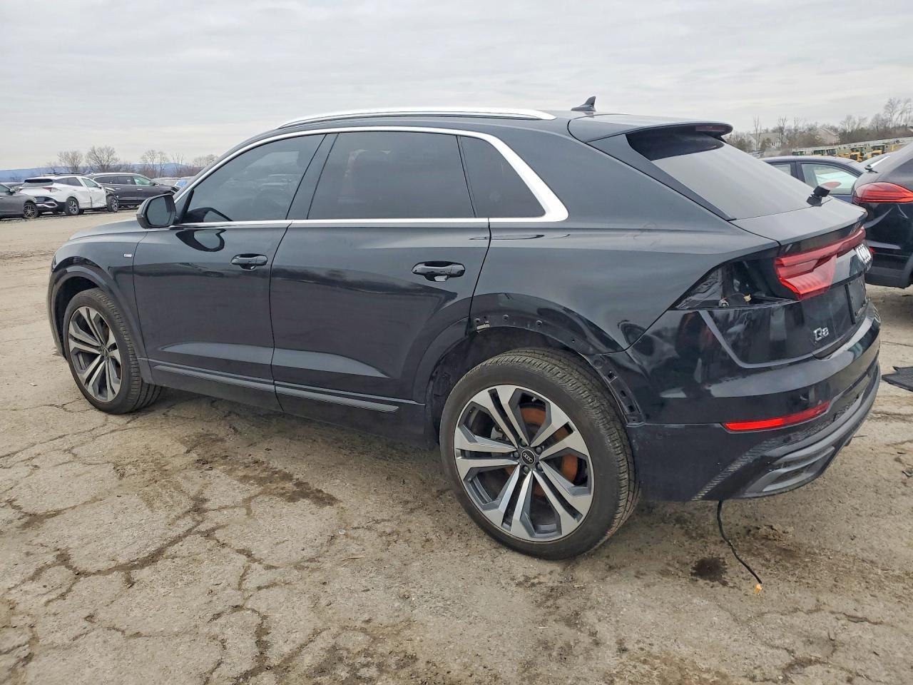 2022 Audi Q8 Premium Plus S-Line - Фото 2