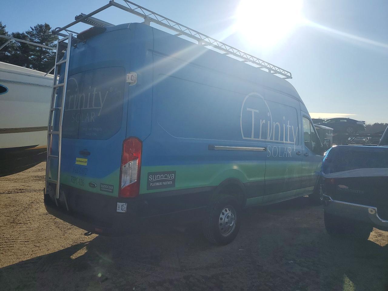 2024 Ford Transit 350 Hd Utility / Service Van - Фото 3