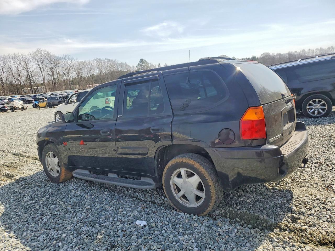 2002 GMC Envoy - Фото 2