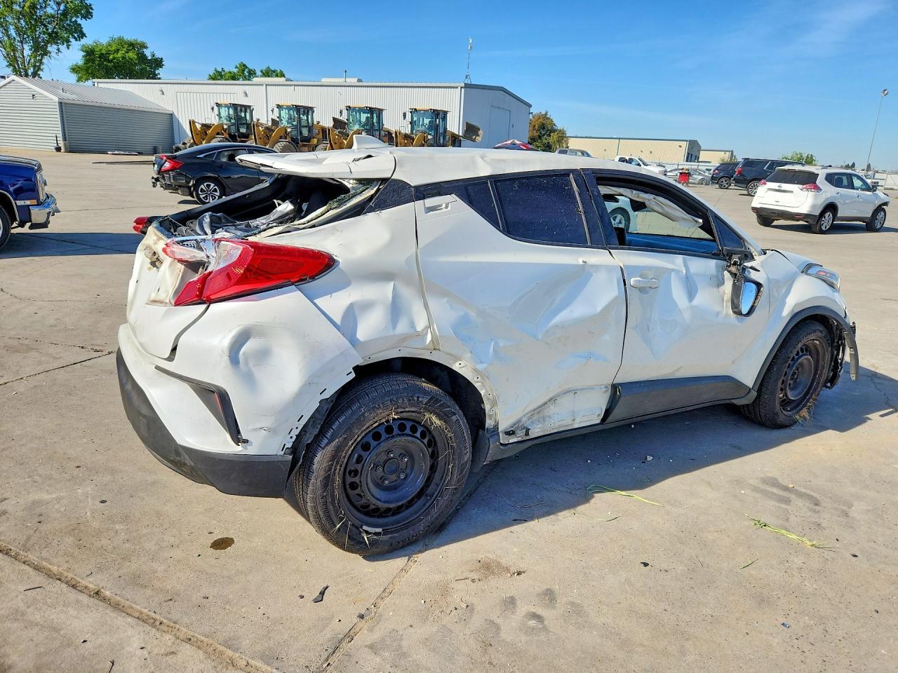 2019 Toyota C-Hr Le - Фото 3