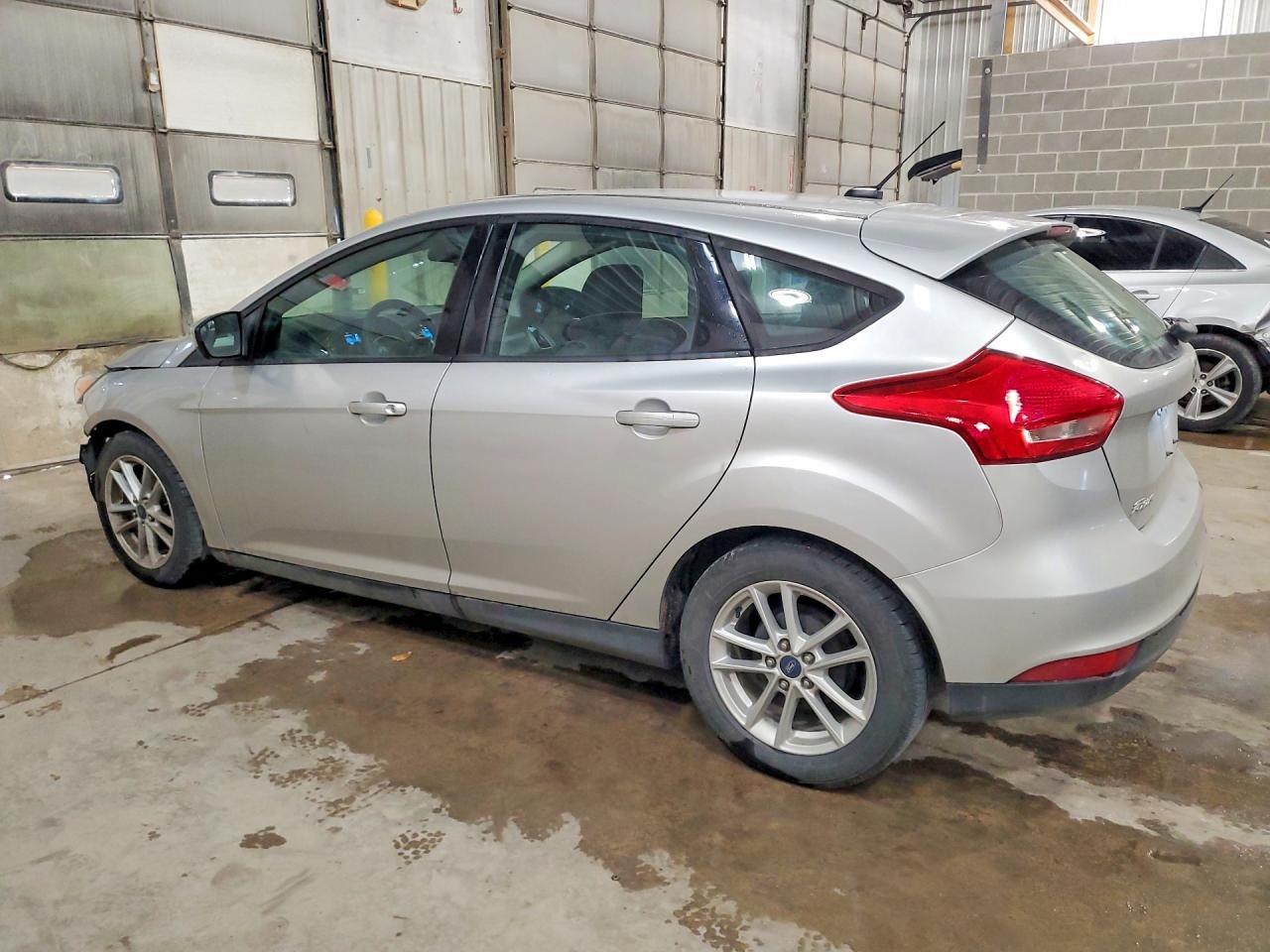 2018 Ford Focus Se - Фото 2