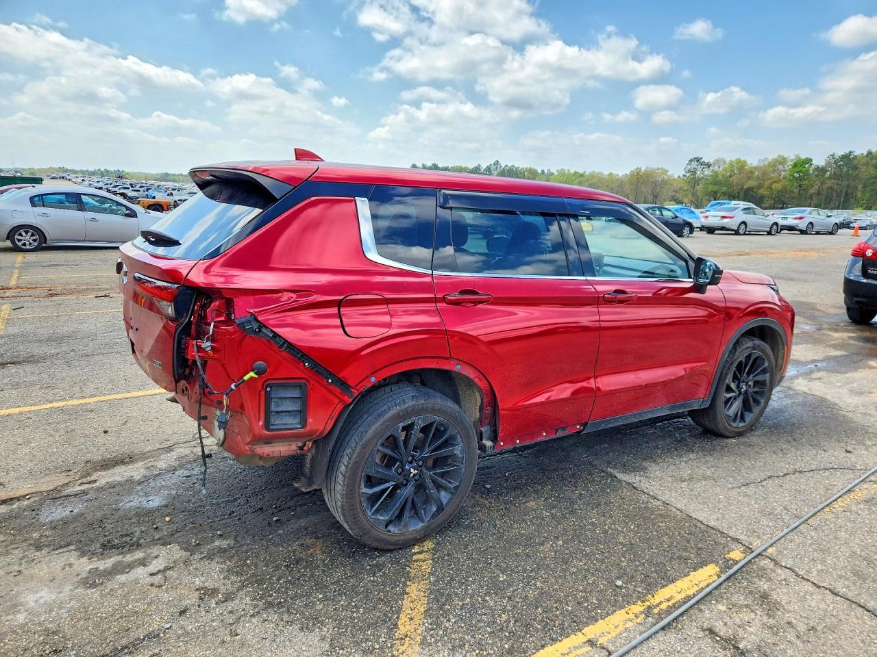 2023 Mitsubishi Outlander Se - Фото 3