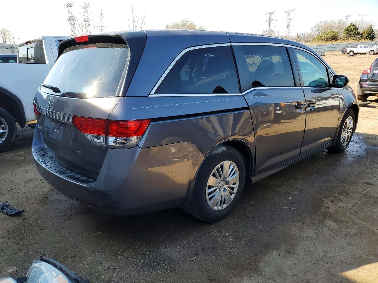 2015 Honda Odyssey Lx - Фото 3