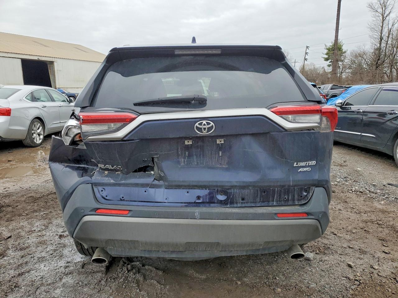 2019 Toyota Rav4 Limited - Image 6