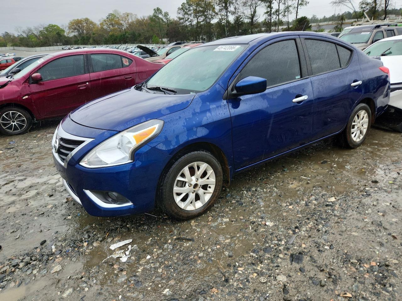 2018 Nissan Versa Sv