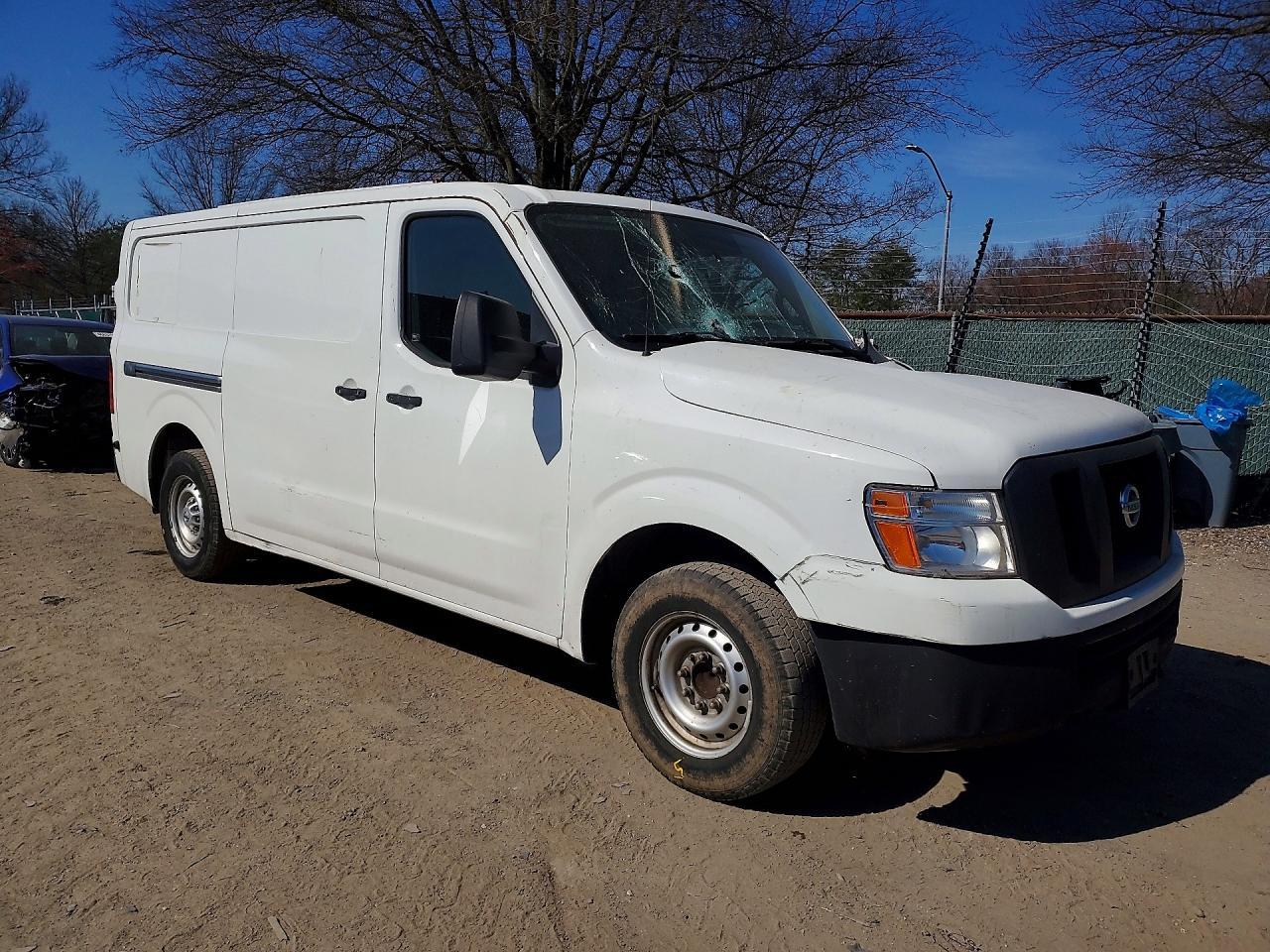 2013 Nissan Nv 1500 Utility / Service Van - Image 4