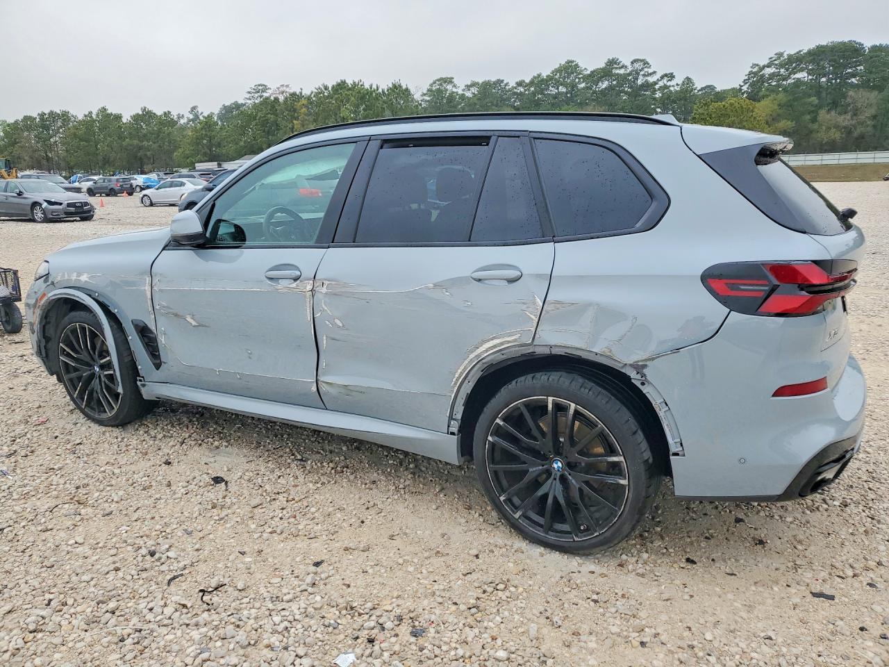 2024 BMW X5 xDrive40I - Image 2