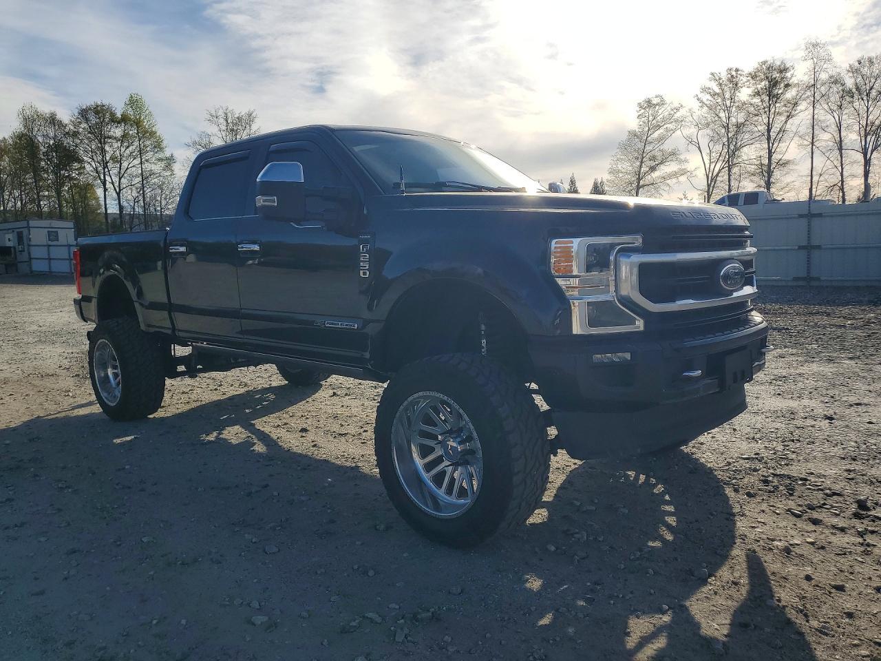 2020 Ford F250 Super Duty - Фото 4
