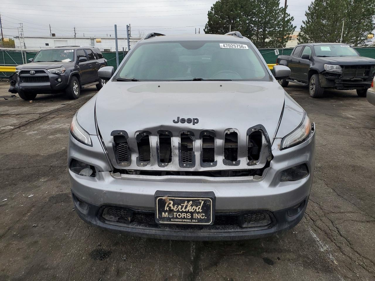 2016 Jeep Cherokee Latitude - Фото 5