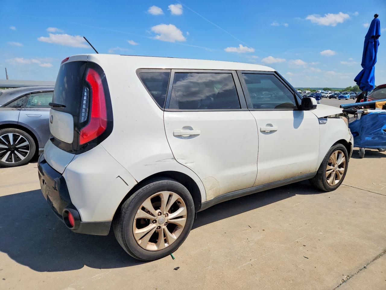 2016 Kia Soul + - Image 3