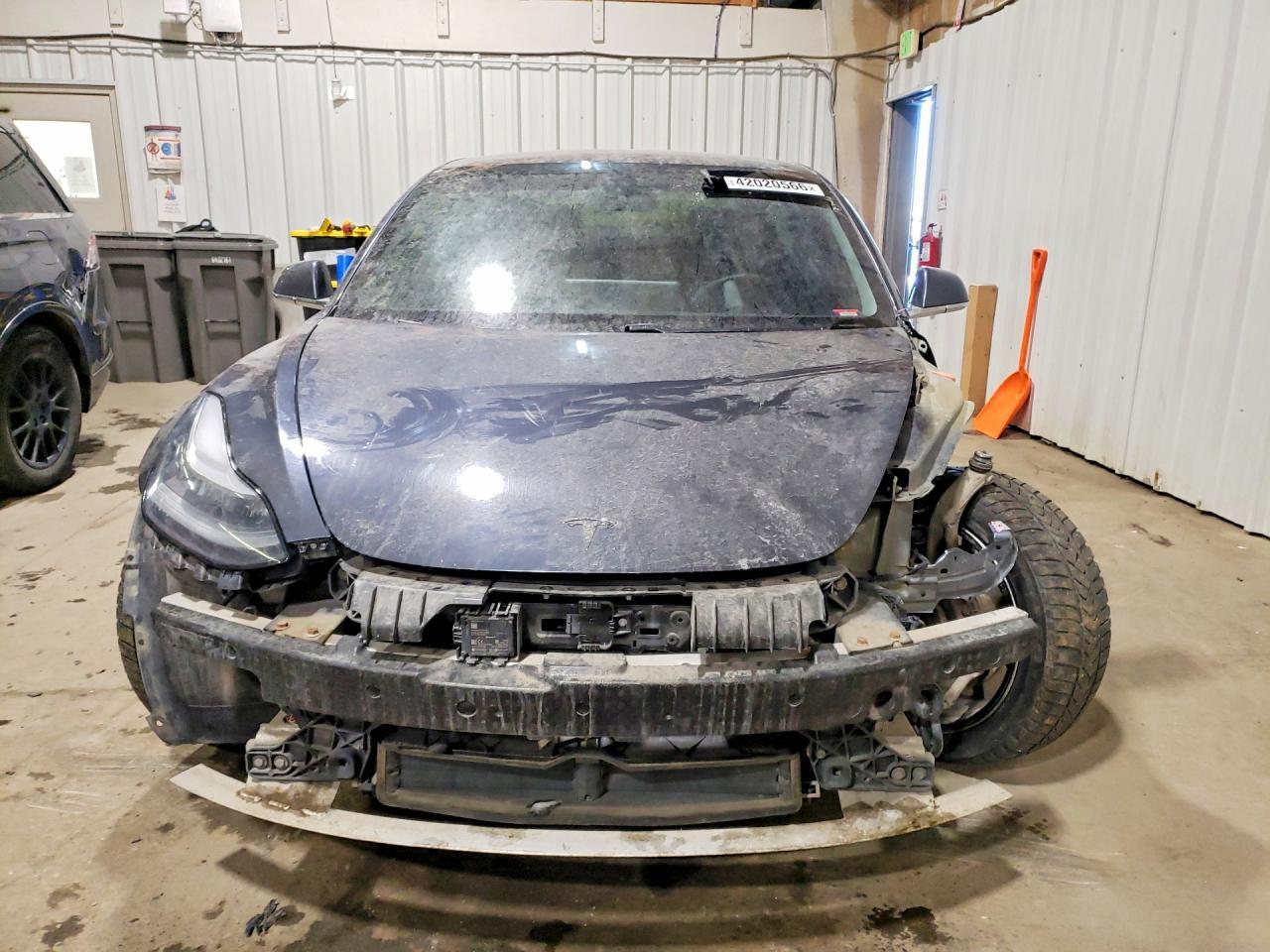 2019 Tesla Model 3 - Image 5