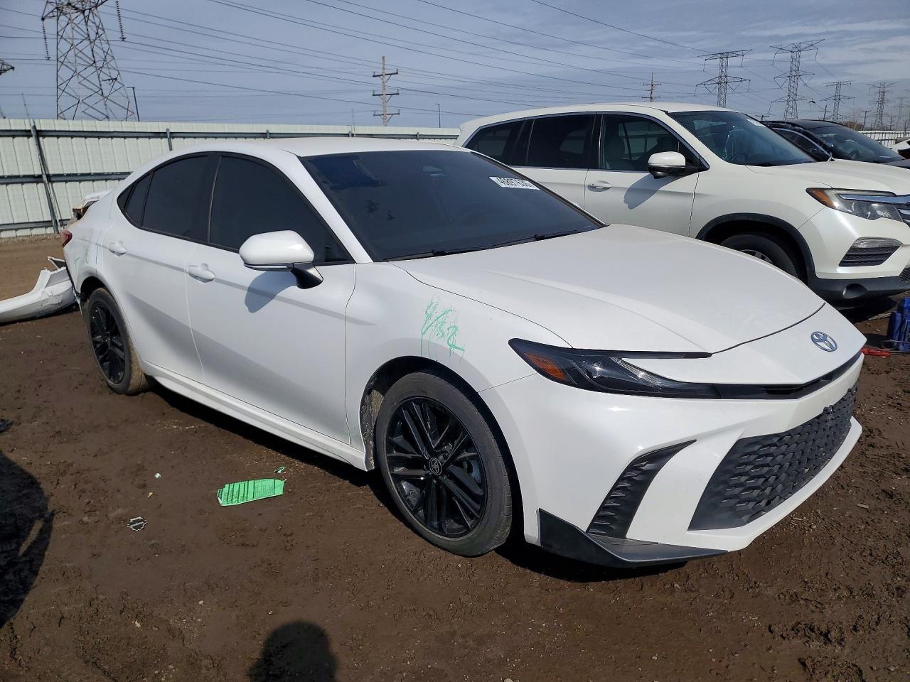 2025 Toyota Camry Se - Фото 4