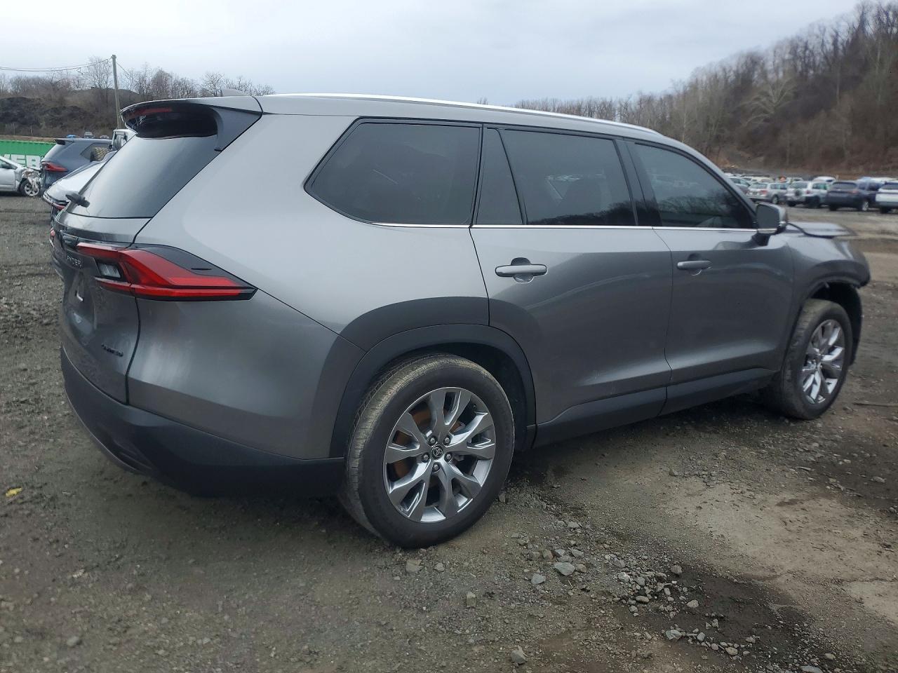 2025 Toyota Grand Highlander Limited - Фото 3