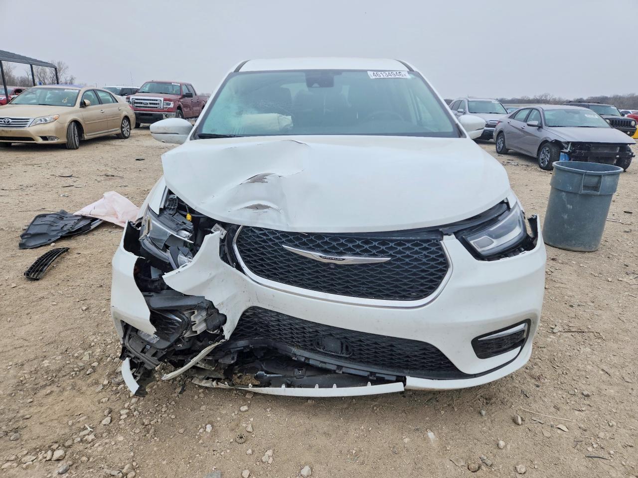 2022 Chrysler Pacifica Hybrid Touring L - Фото 5