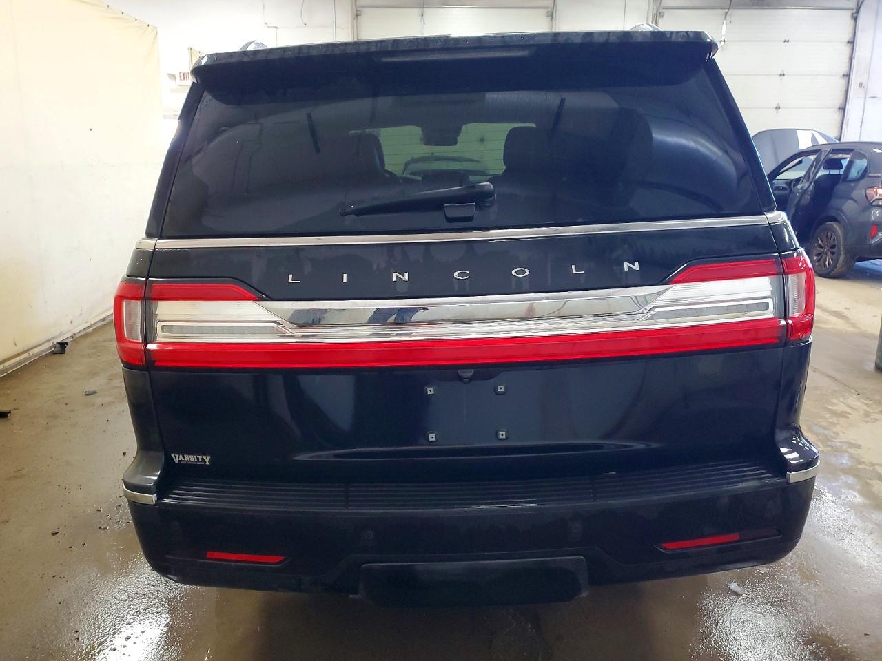 2019 Lincoln Navigator Reserve - Фото 6
