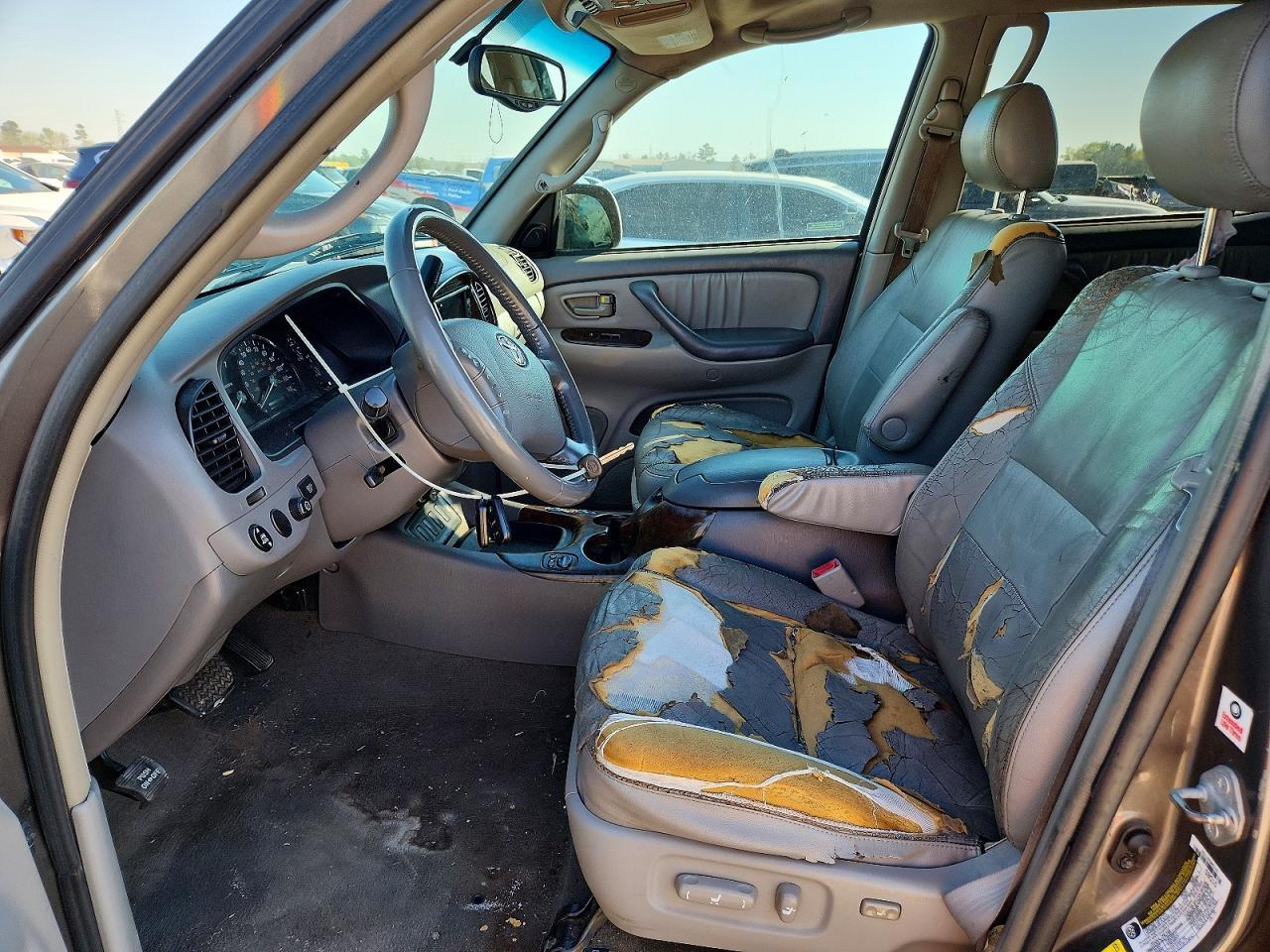 2005 Toyota Sequoia Limited - Image 7
