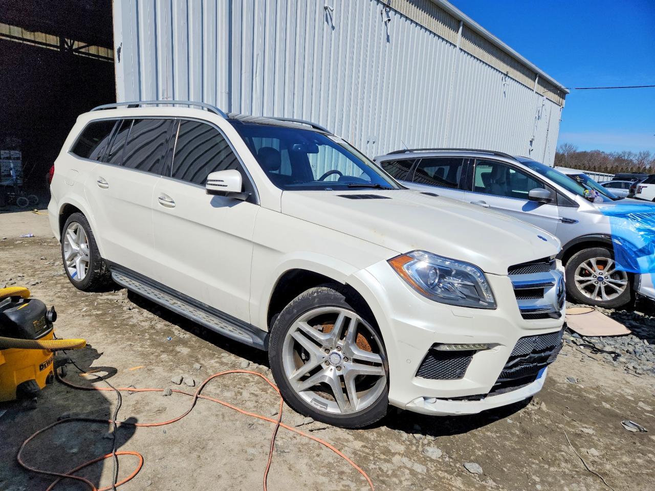 2015 Mercedes-Benz Gl 550 4Matic - Фото 4