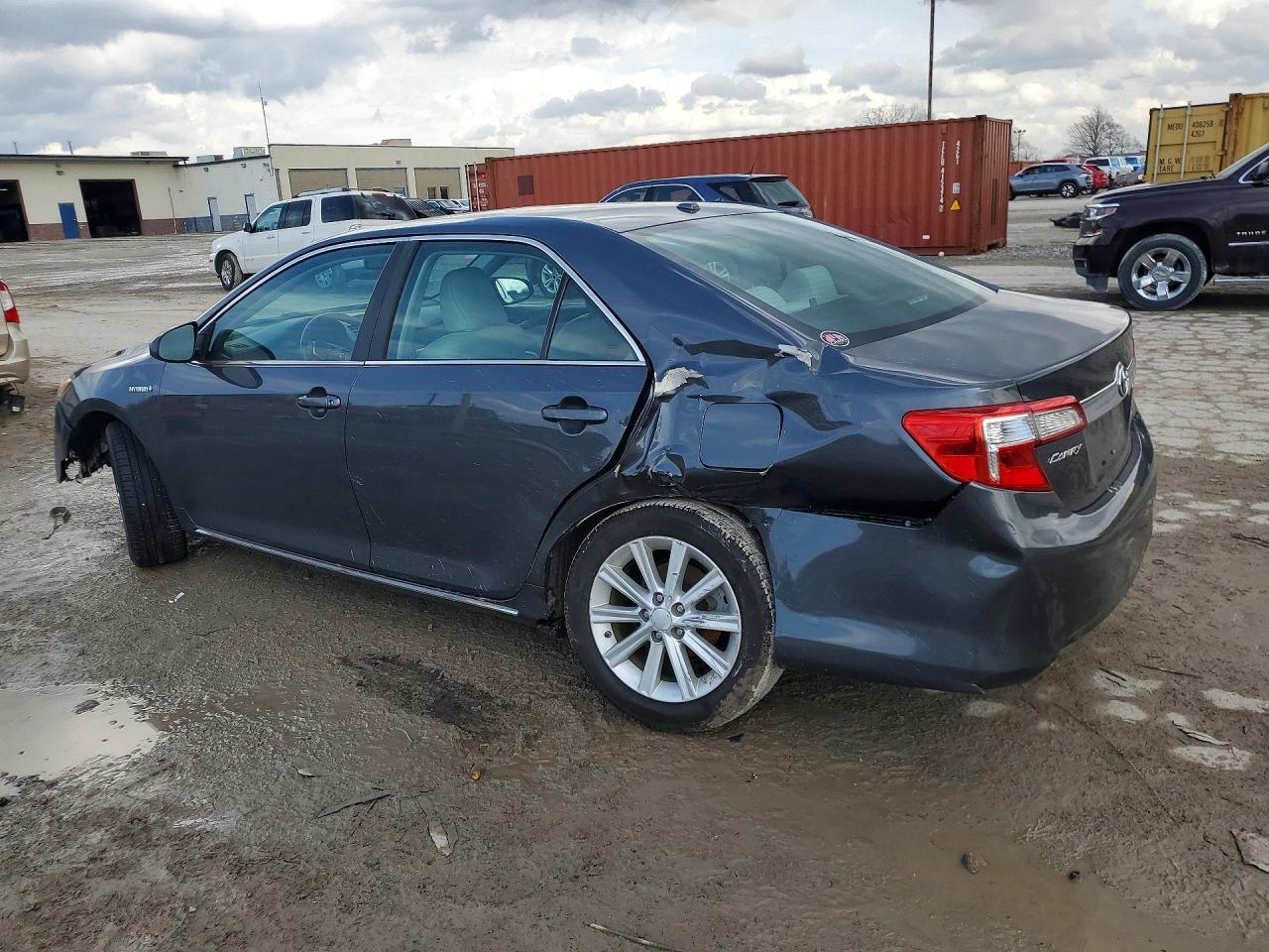2012 Toyota Camry Hybrid Xle - Image 2