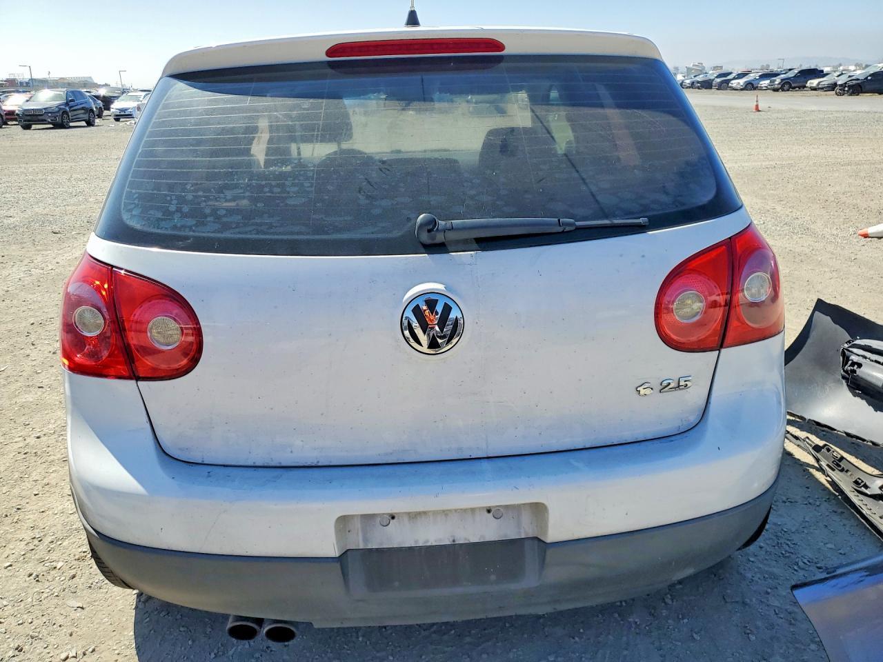2007 Volkswagen Rabbit - Image 6