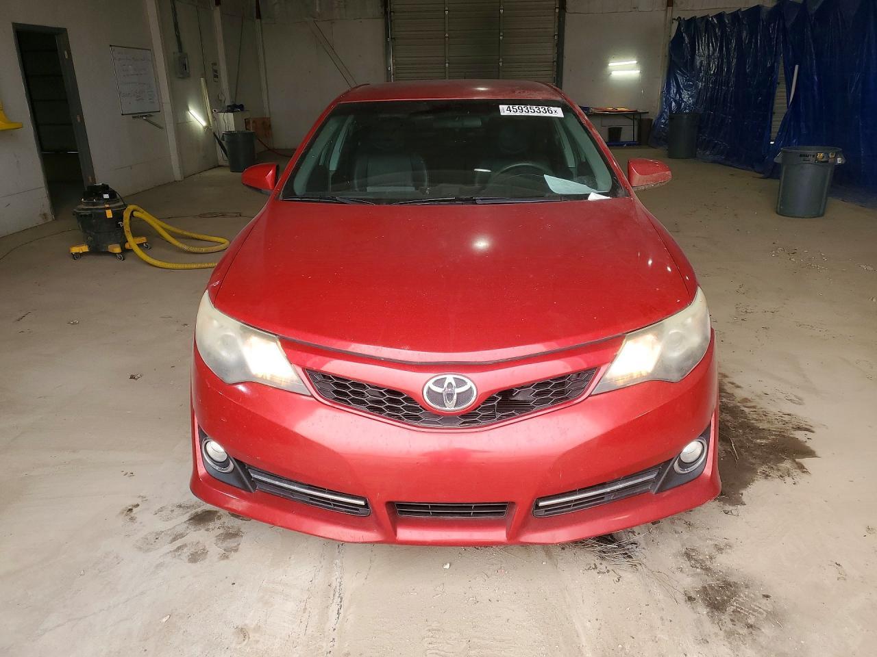 2013 Toyota Camry Se - Image 5