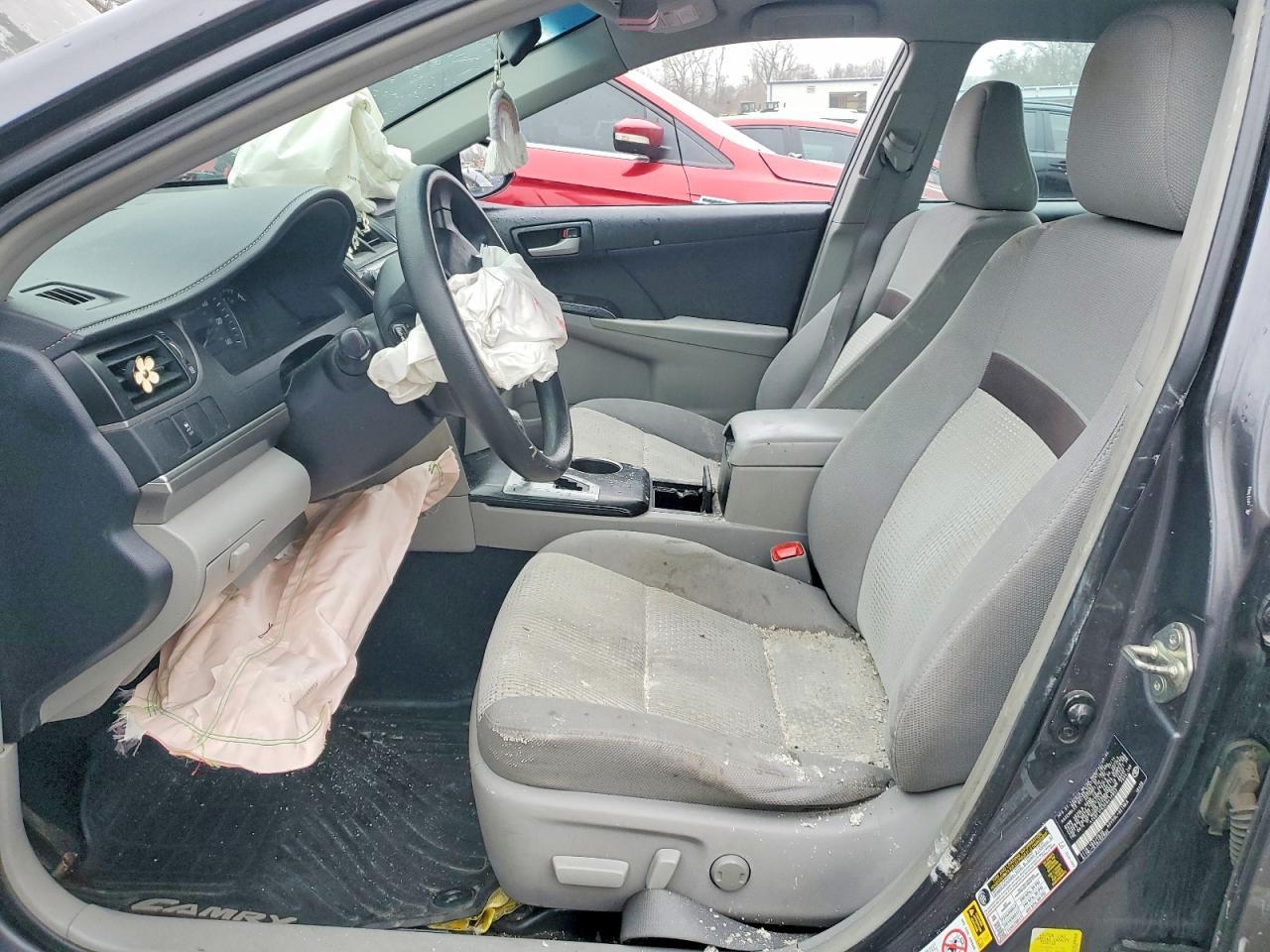2014 Toyota Camry Le - Фото 7